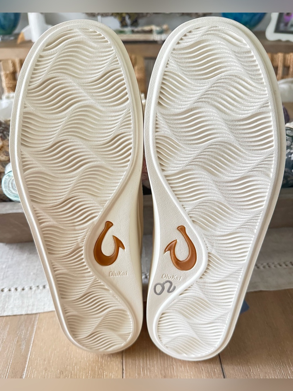 OluKai Tradewinds Everyday Lace-Up Sneakers Off-White NWT Men’s Multiple Sizes - Picture 8 of 14